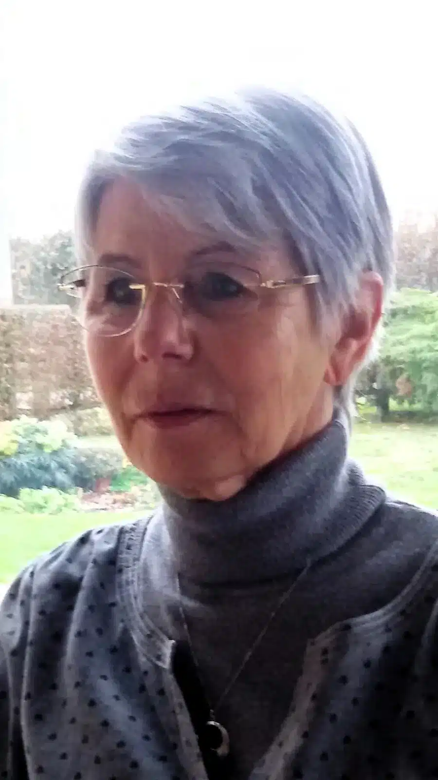 JOELLE DERAIS portrait (2)